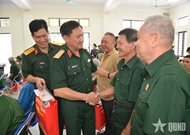 CMC, MND delegation conducts gratitude activities in Thai Nguyen